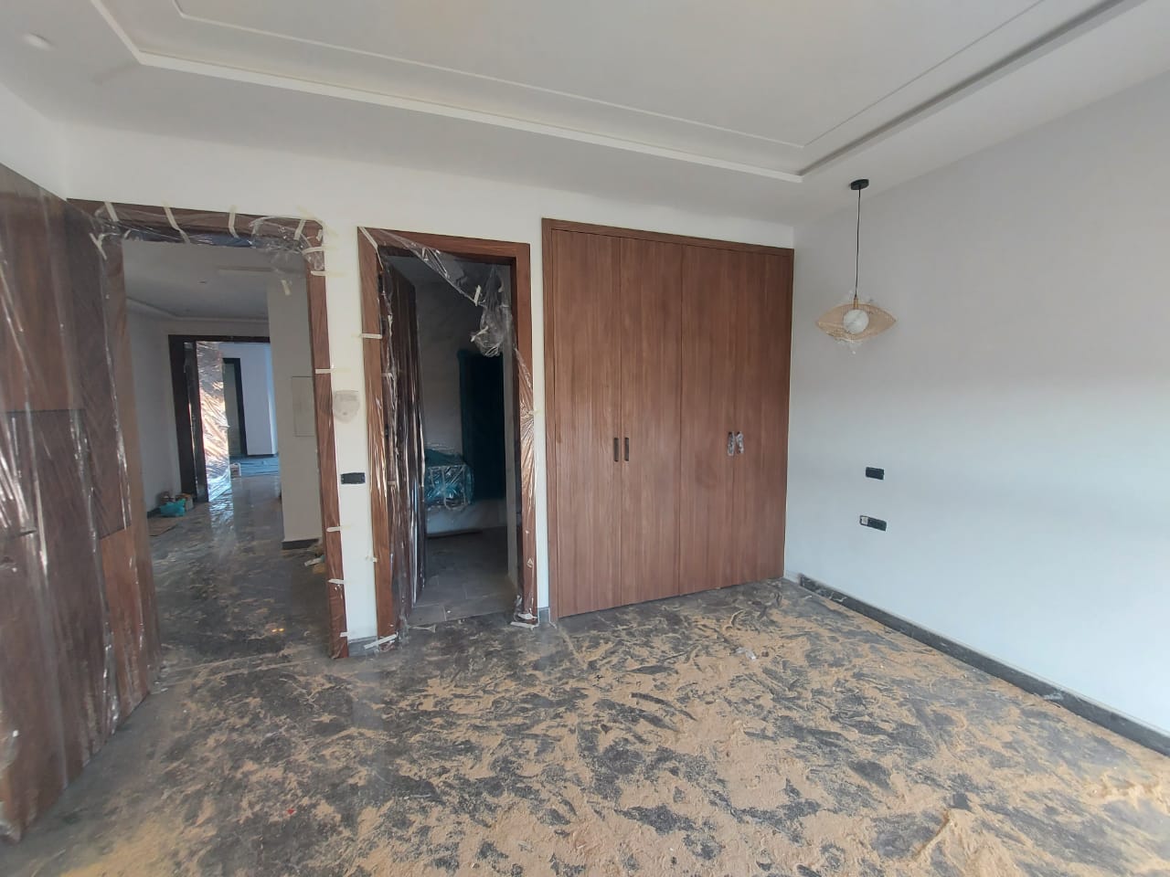 Placard chambre sur mesure, réalisé par RSS Studio